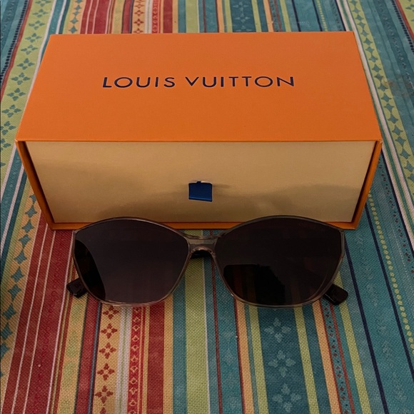 Louis Vuitton Accessories - Louis Vuitton Sunglasses
